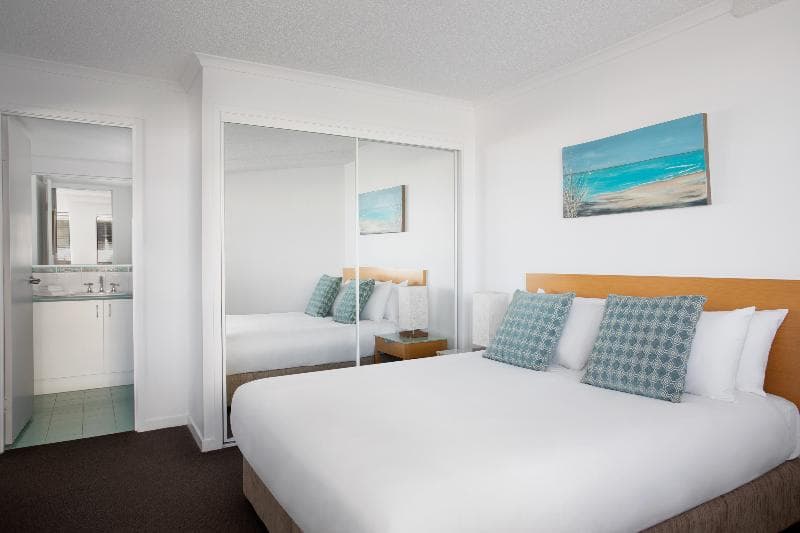 BreakFree Grand Pacific 3