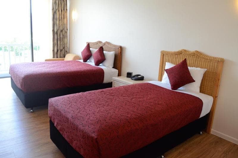 Comfort Acacia Court 5