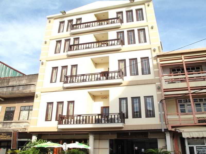 Sinnakhone Hotel main