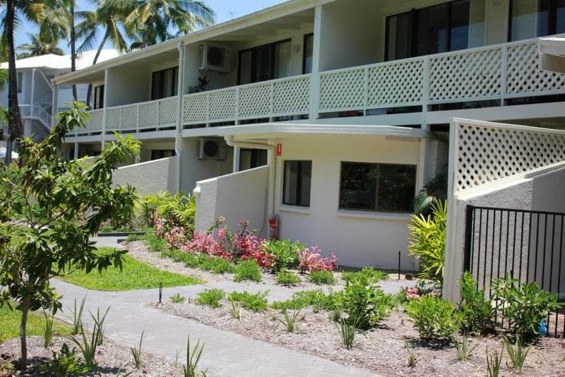Beachfront Terraces 4