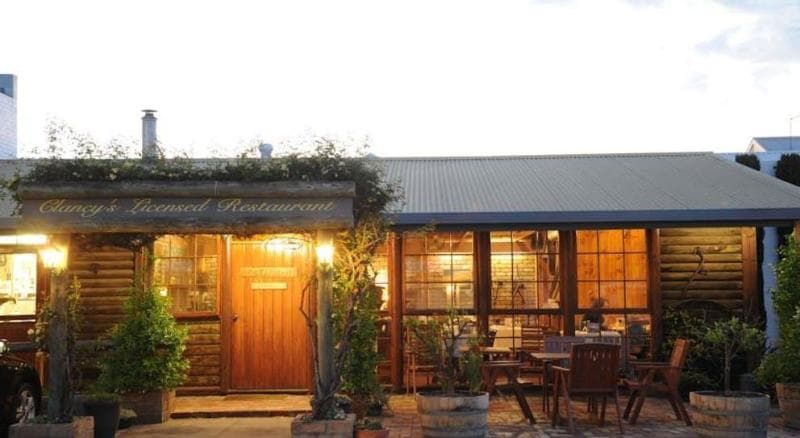 Banjo Paterson Motor Inn 4