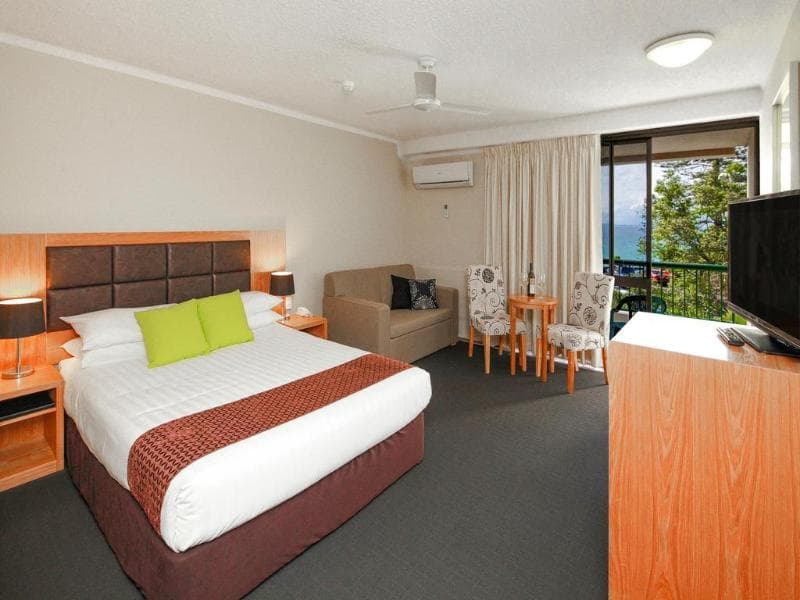 Greenmount Beach Hotel 5