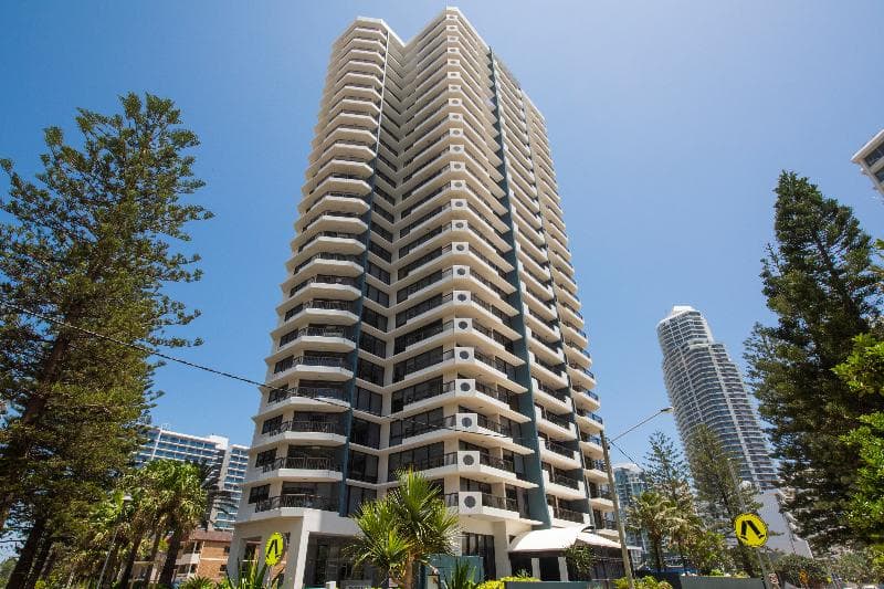 BreakFree Longbeach Surfers Paradise 1