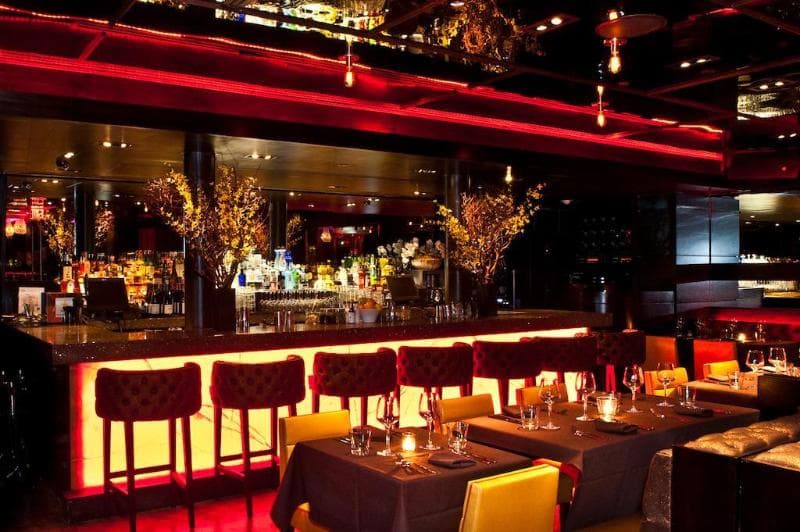 Sanctuary Hotel New York 5