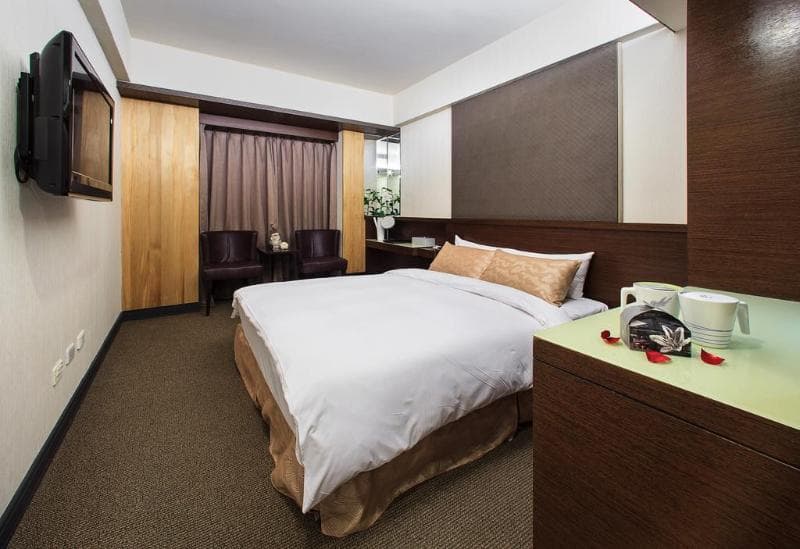 Check Inn Express Taichung Feng Chia 4