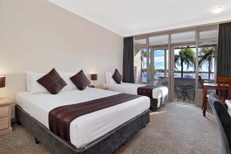 Waters Edge Port Macquarie 2