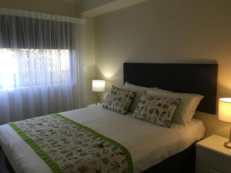 Flynns Beach Resort 3