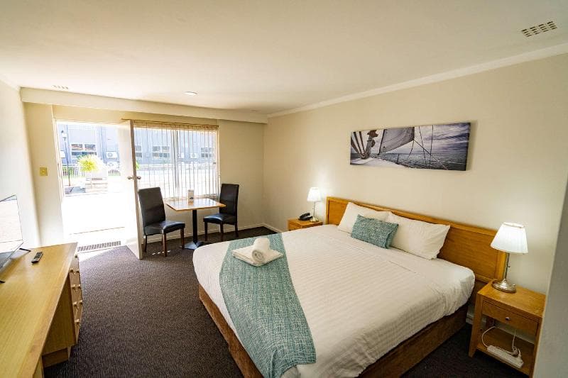 Hospitality Esperance, SureStay Collection by Best Western 5