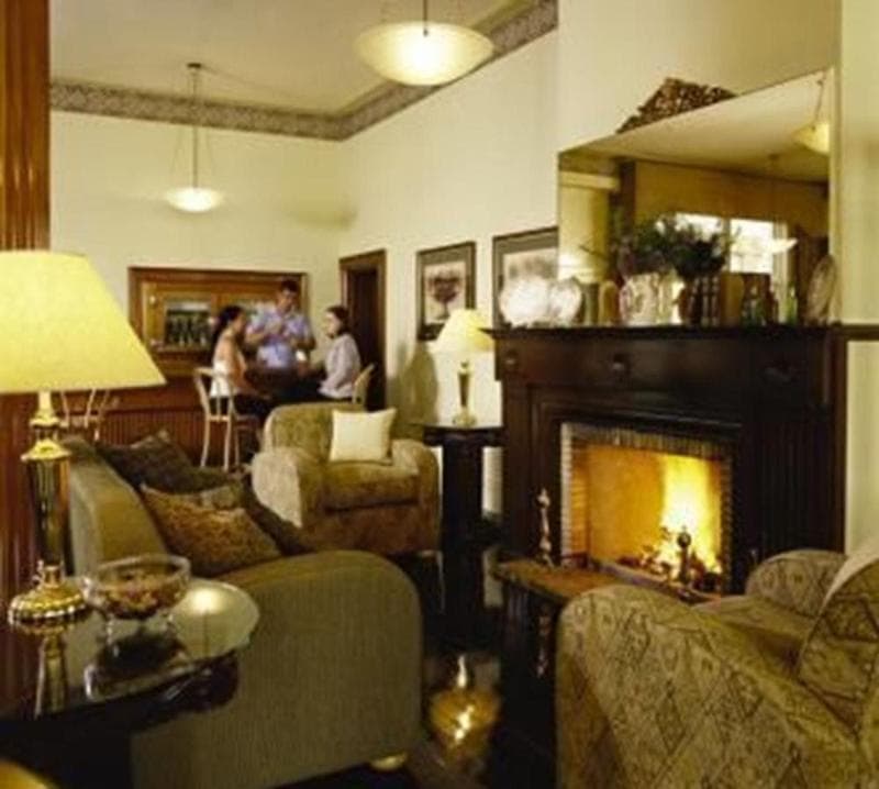 Royal Exchange Hotel 3