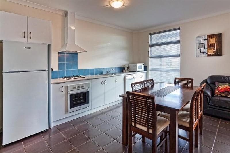 Cosy Corner Sea View Apartments 3
