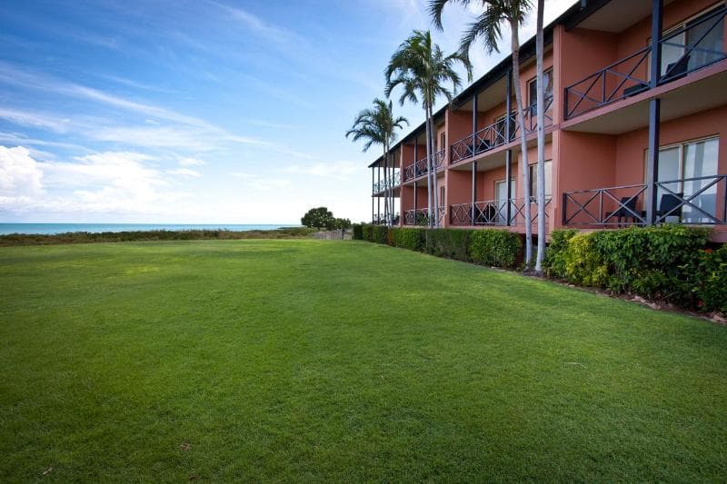 Moonlight Bay Suites 3