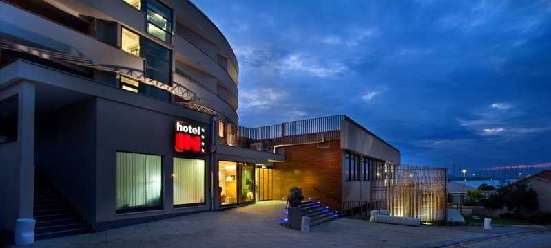 Hotel In 2