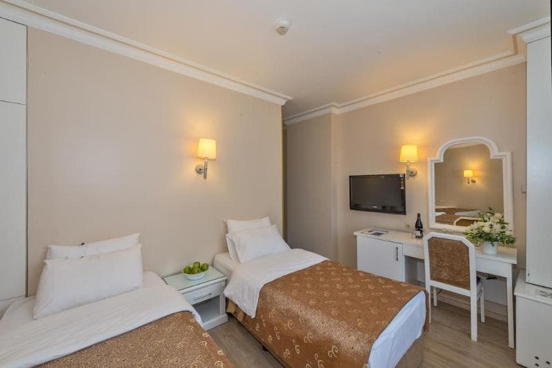 Fuar Otel 2