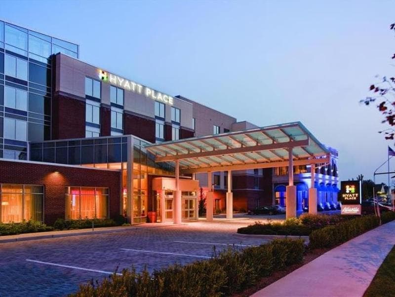 Hyatt Place Long Island/East End 2