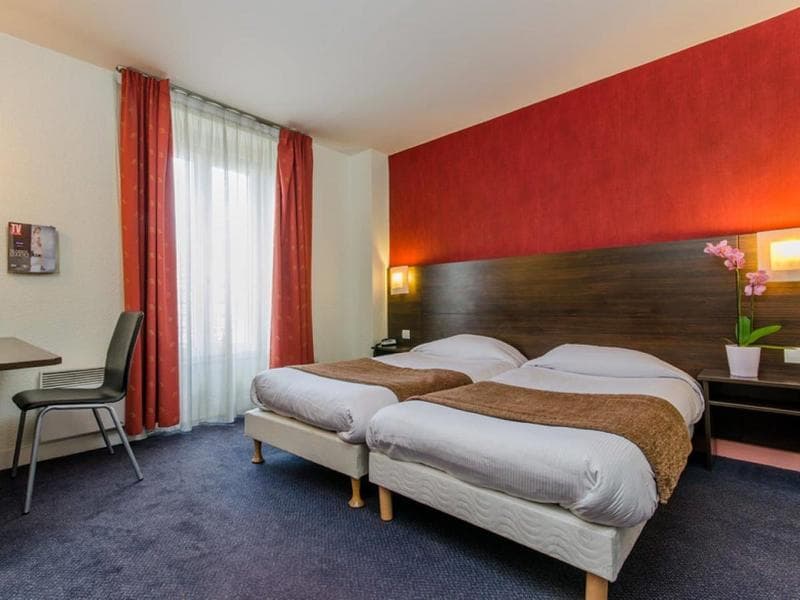 Hôtel Arc Porte d'Orléans 5