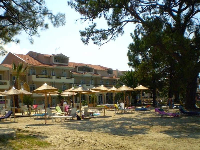 Rachoni Beach Hotel 4
