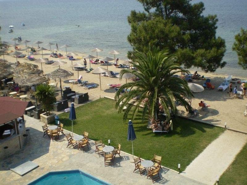 Rachoni Beach Hotel 5