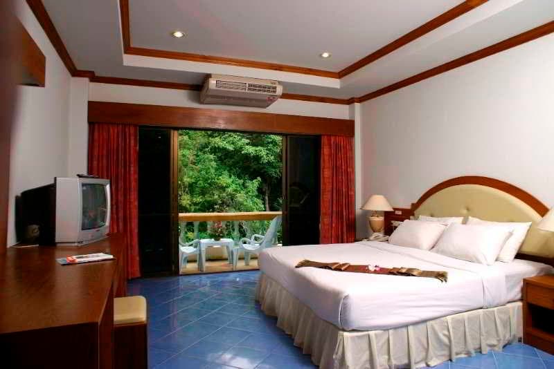 Ratana Hill 4