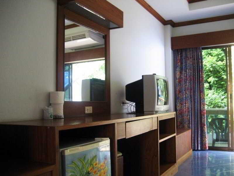 Ratana Hill 5