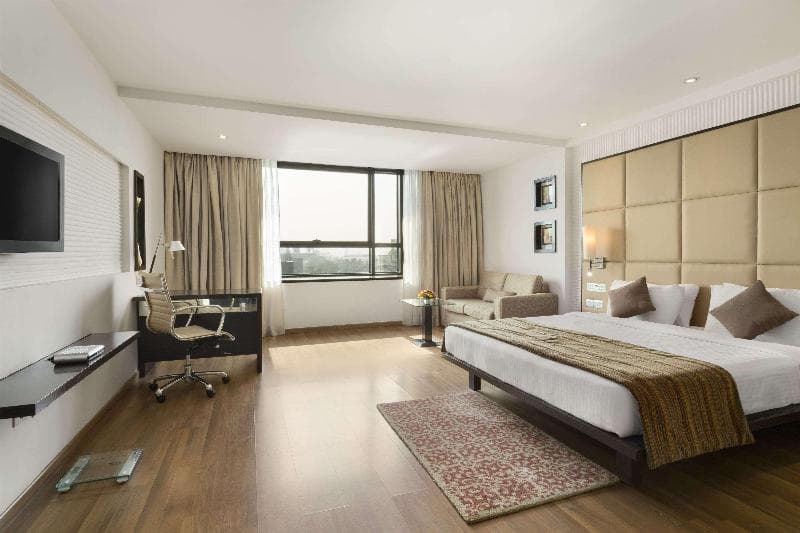 Ramada by Wyndham Navi Mumbai 4