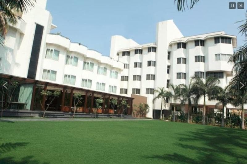 Express Residency Hotel photo 1