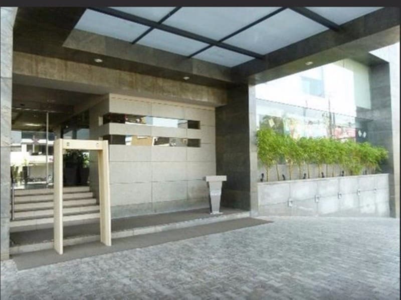 Hotel Royal Orchid Central photo 1