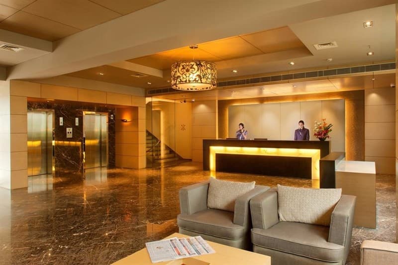 Hotel Royal Orchid Central 3