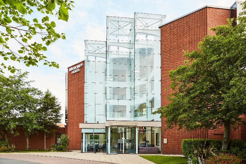 Mercure St Helens 3