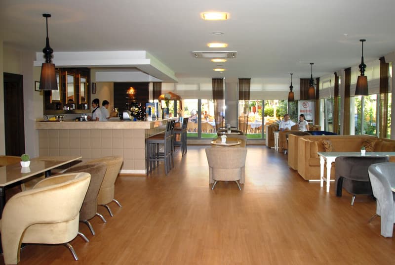 Palmeras Beach Hotel 3