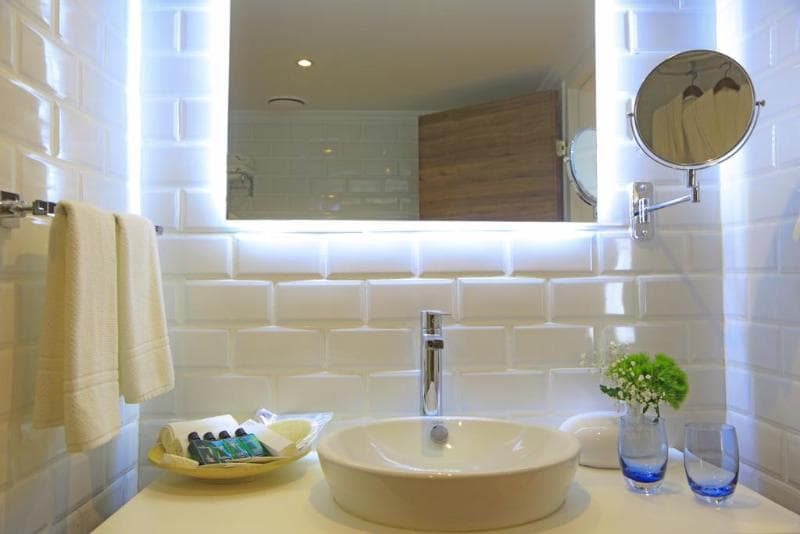 Design Plus Seya Beach Hotel 5