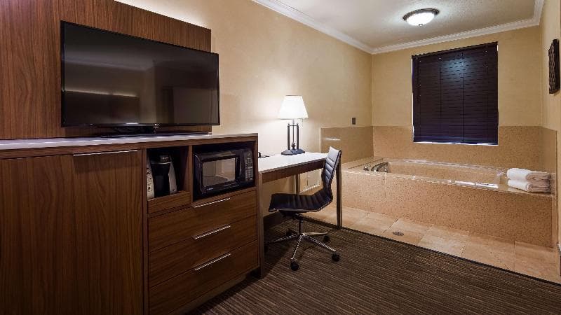 Best Western Hollywood Plaza Inn -Hollywood Walk of Fame 2