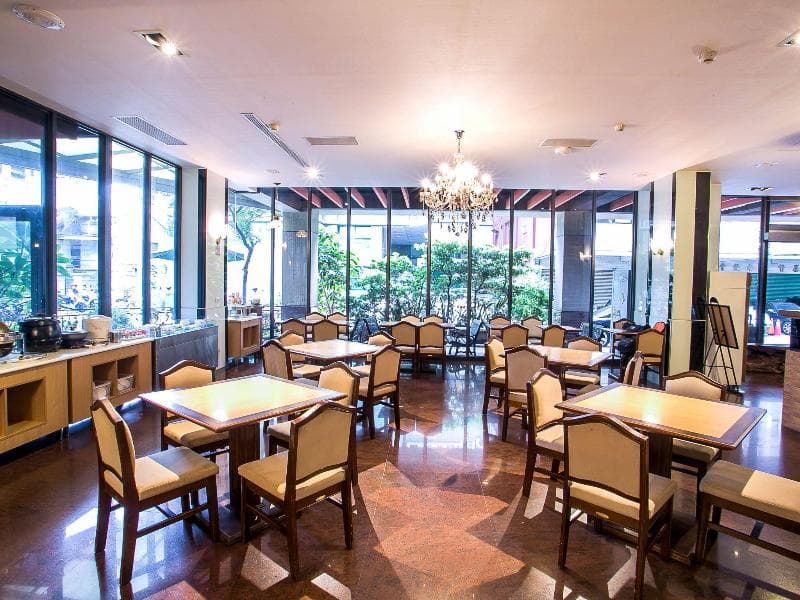Huang Shin Business Chung Kang Building main