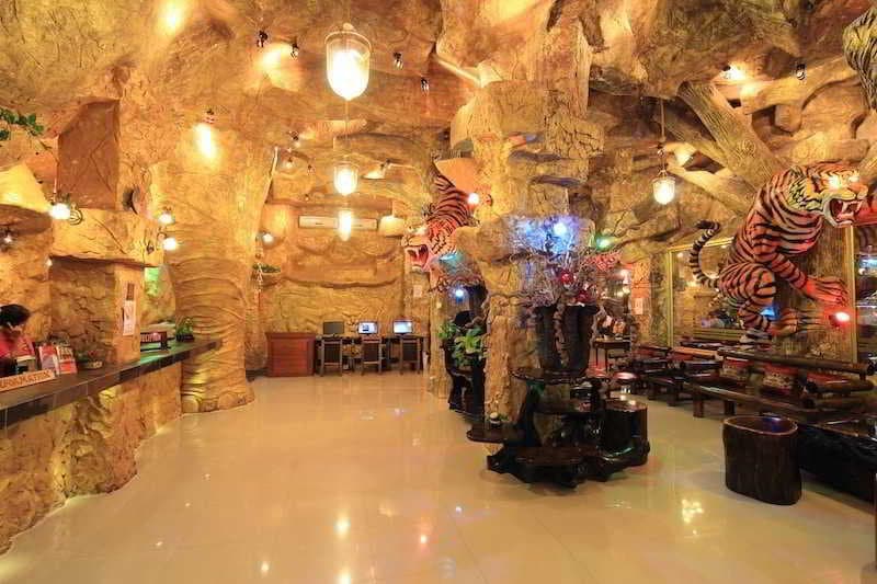Tiger Complex Hotel 3