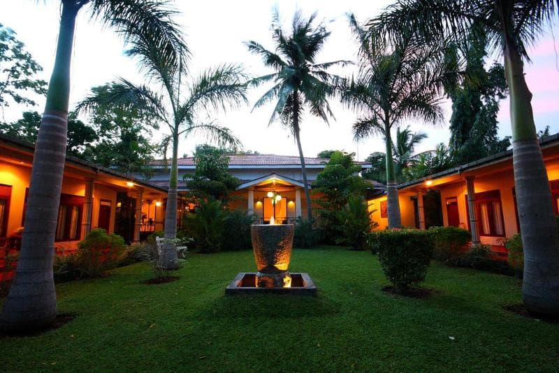 Chaarya Resort & Spa By Chandrika Hotels 3