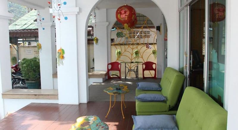 Karon Living Room photo 1