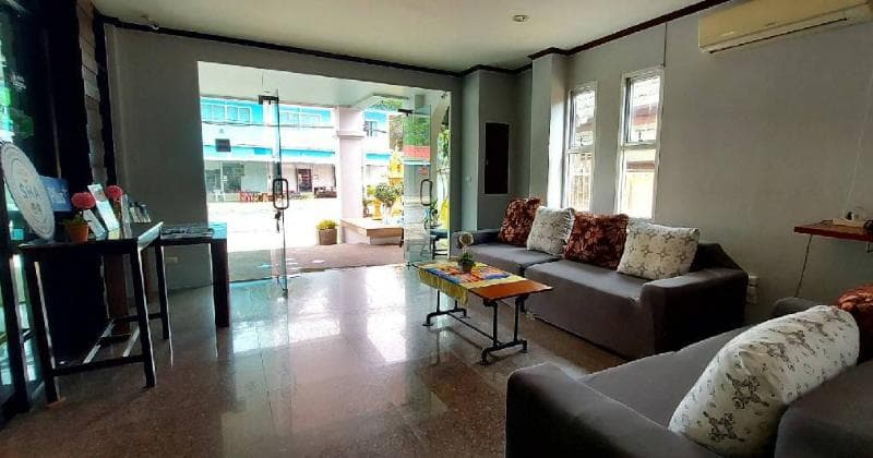 Karon Living Room 5