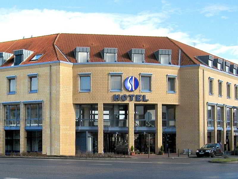 Mainstreet Hotel main