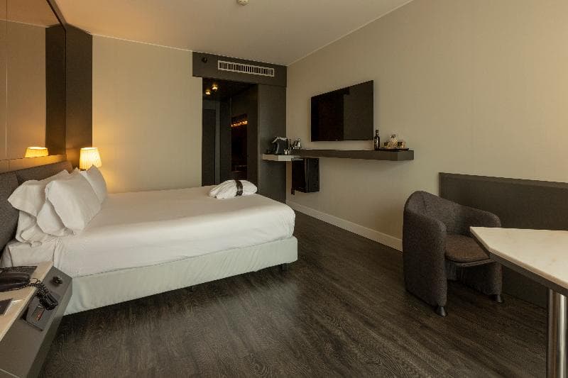 The Nicolaus Hotel Bari 2