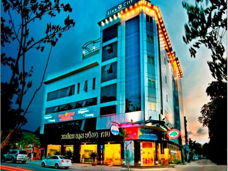 Song Thu photo 1