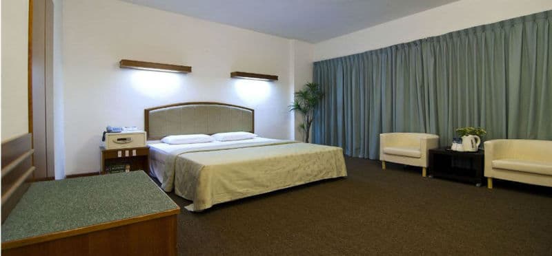 Hotel Supreme 5