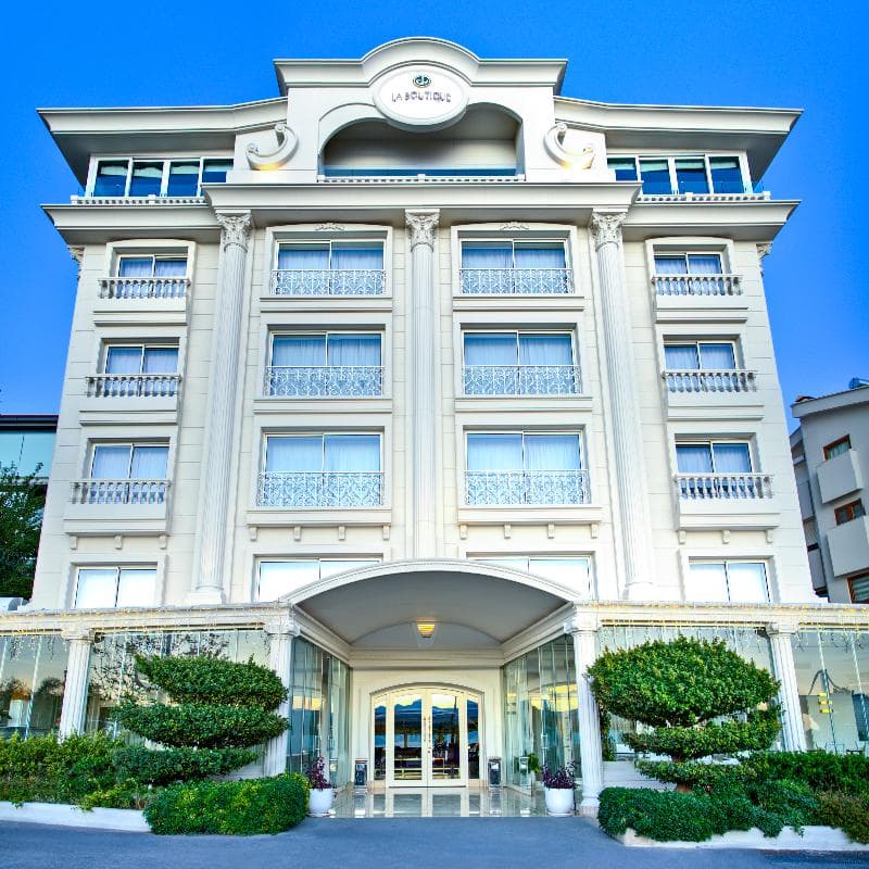 La Boutique Hotel & Suites Adult Only 2