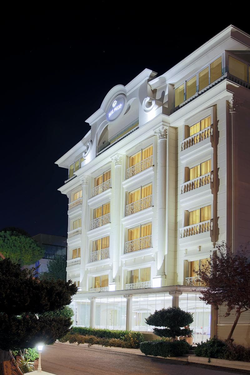 La Boutique Hotel & Suites Adult Only 3