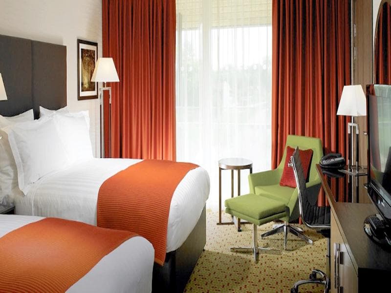 Lingfield Park Marriott Hotel & Country Club 5
