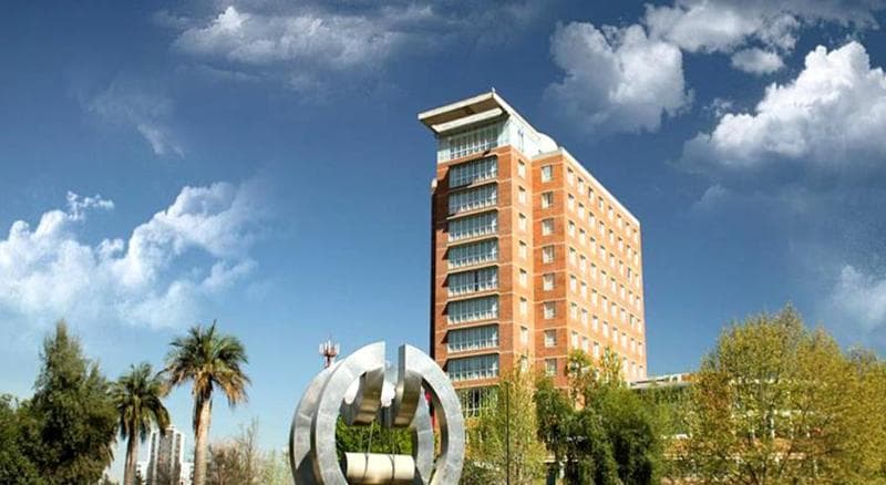 Radisson Ciudad Empresarial