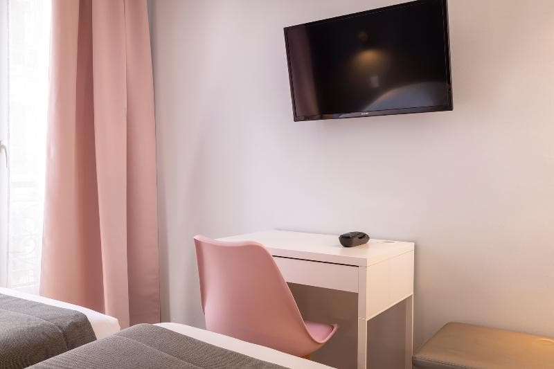 Hotel Paris Legendre 5