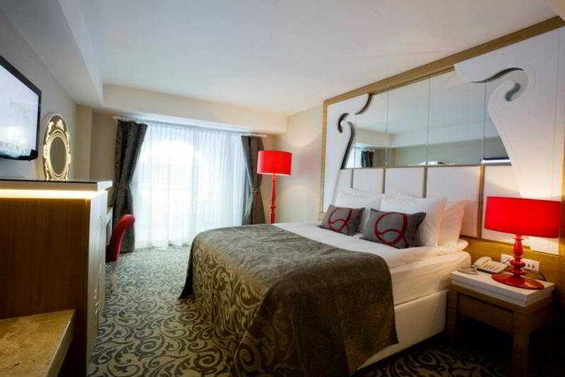 Q Premium Resort 4