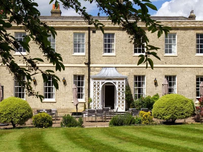 London Chigwell Prince Regent Hotel, BW Signature Collection 2