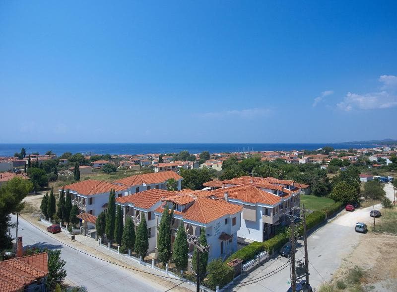 ACROTEL Lily Ann Village 5