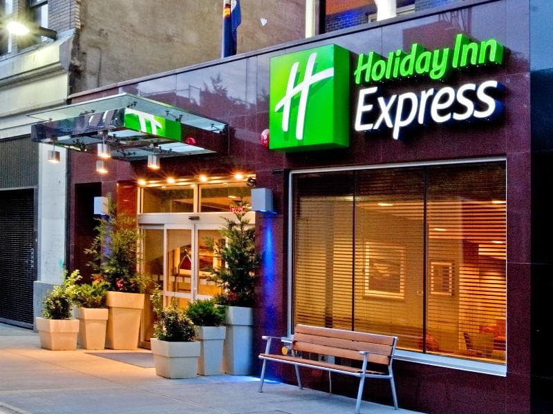 Holiday Inn Express New York City Times Square 5