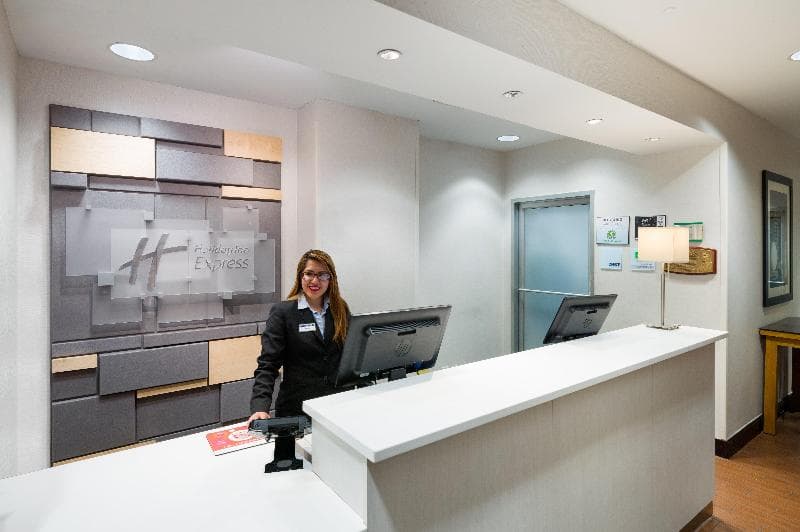 Holiday Inn Express New York City Times Square 4